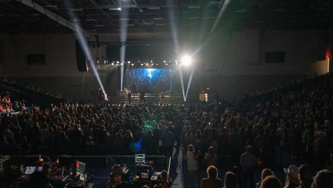 Chris Young concert Sonnentag