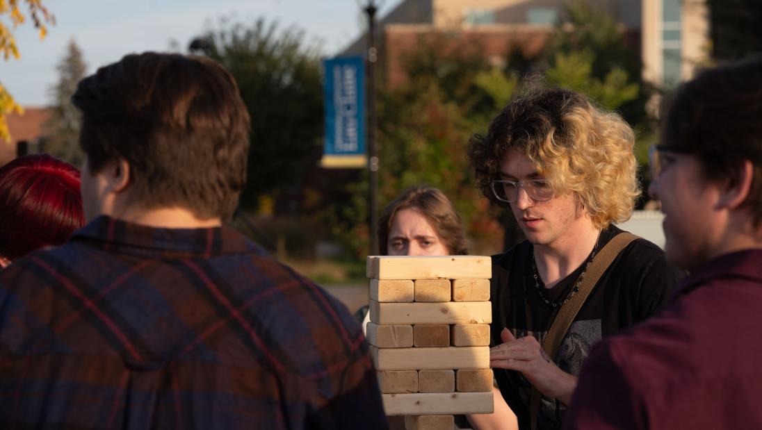 students playing jenga
