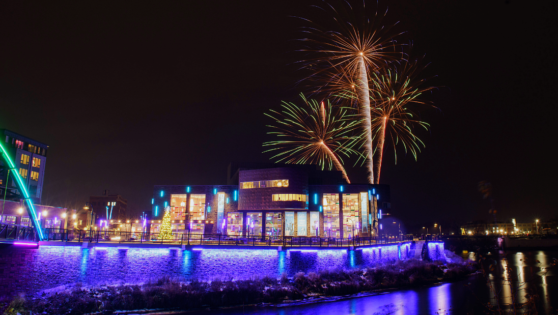 Pablo Center at the Confluence Fireworks nighttime