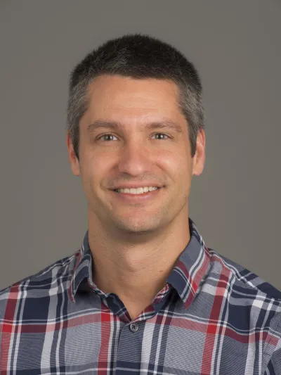 Chris Ahrendt Headshot