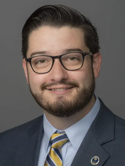 Headshot of Jake Wrasse