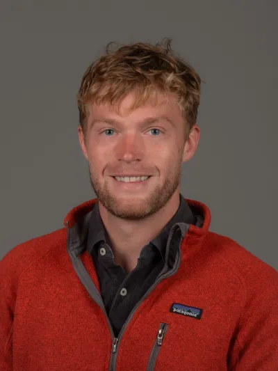 Headshot of Zach Meyers