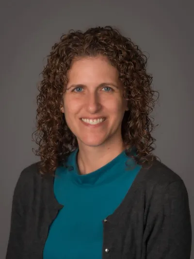 Headshot of Kaia Simon