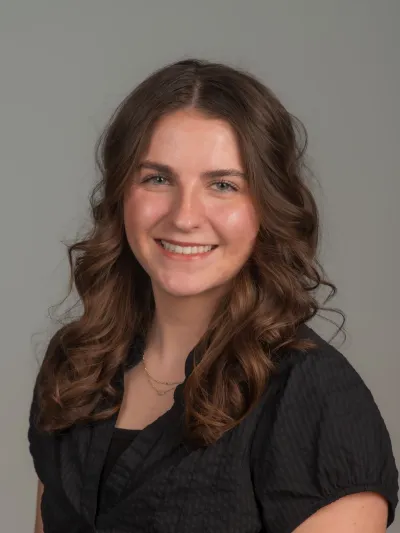 Samantha Robarge headshot