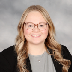 Grace Olson Headshot