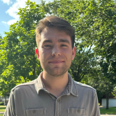 Brett Neumann Headshot