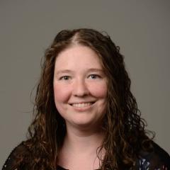 Headshot Kathryn Cummins Stewart