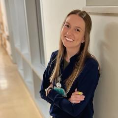 Marnie Britton grad portrait