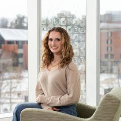 Kaitlyn Riehle portrait in Lantern 