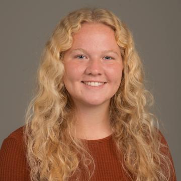 Addy Farber Headshot Biomed page