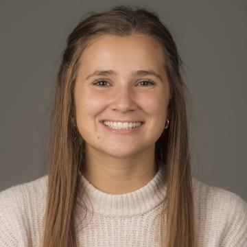 Sara Multhauf biomed headshot