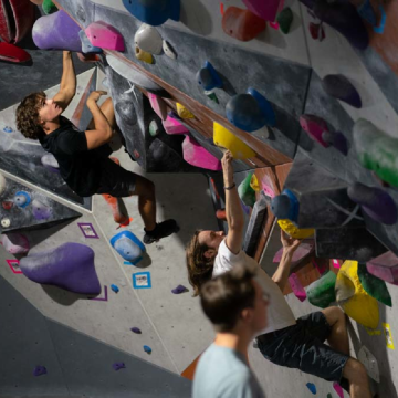 Students Climb Hilltop Bouldering Wall