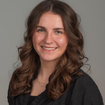 Samantha Robarge headshot