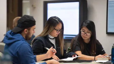 Supply Chain Management Students compete in the SAP business simulation game. 