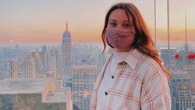 Kenzie Beam in NYC skyline