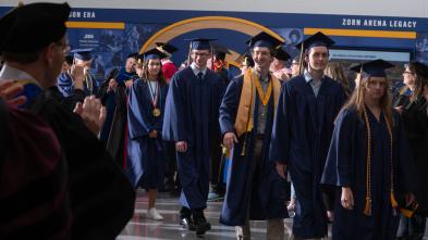 commencement processional at Sonnentag 