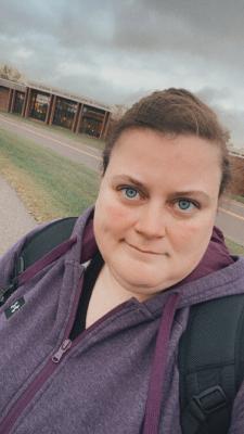 Ashley Kilcoyne first day at UW-Eau Claire - Barron County selfie