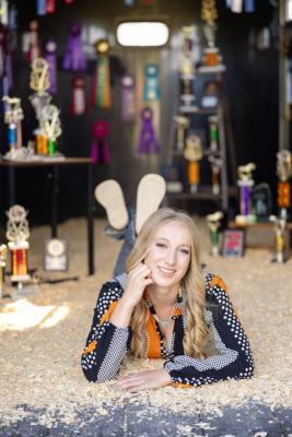 First-year student Isabella Zastrow's senior picture