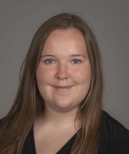Hannah Johnson Headshot