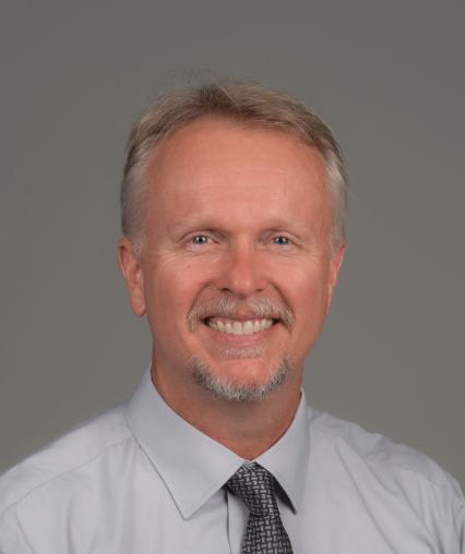 Headshot of Evan Sveum