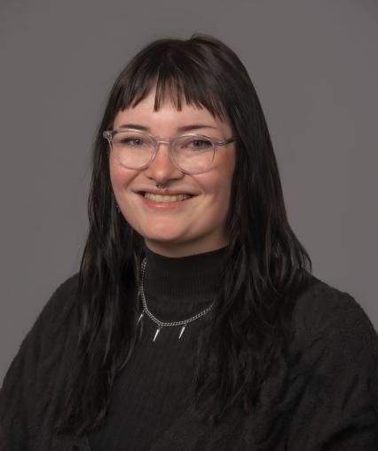Casie Woods Headshot