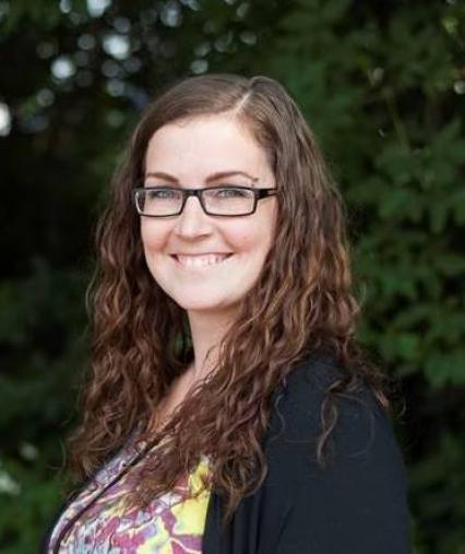 Professional portrait of Jennifer Allen