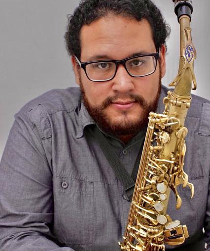 Professional portrait of Manuel Vasquez-Ramirez