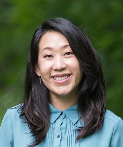 Professional portrait of Magnolia Yang Sao Yia