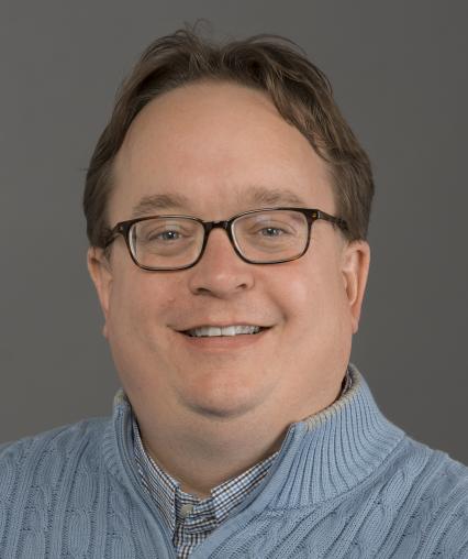 Geoff Peterson headshot