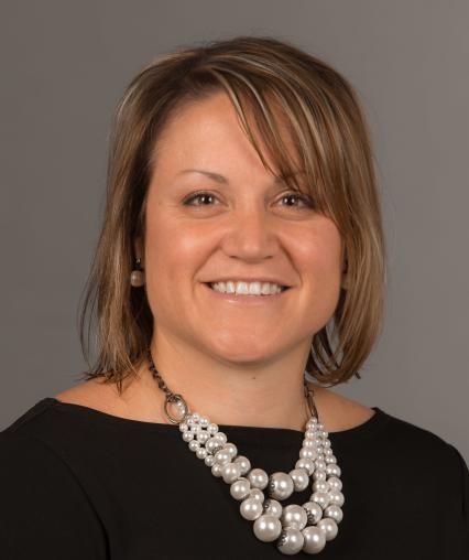 Nicole Andrews headshot