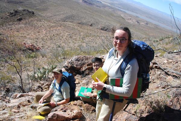 Lyndsie Vickers and other students in New Mexico 