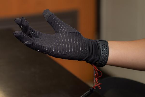 Parkinson's glove prototype 