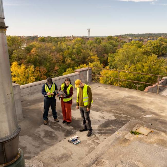 ENPH students on Banbury roof