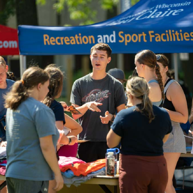 Student ambassadors talking to students at Welcome Week
