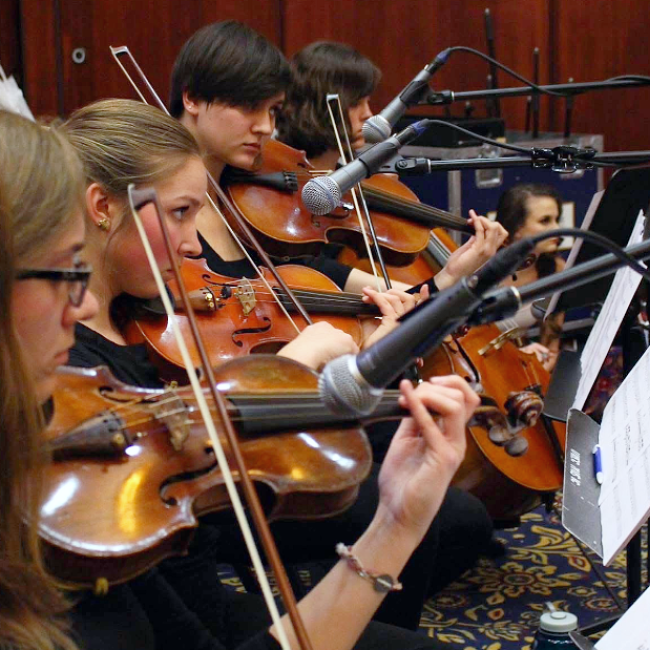 2018 Cabaret Productions String Section