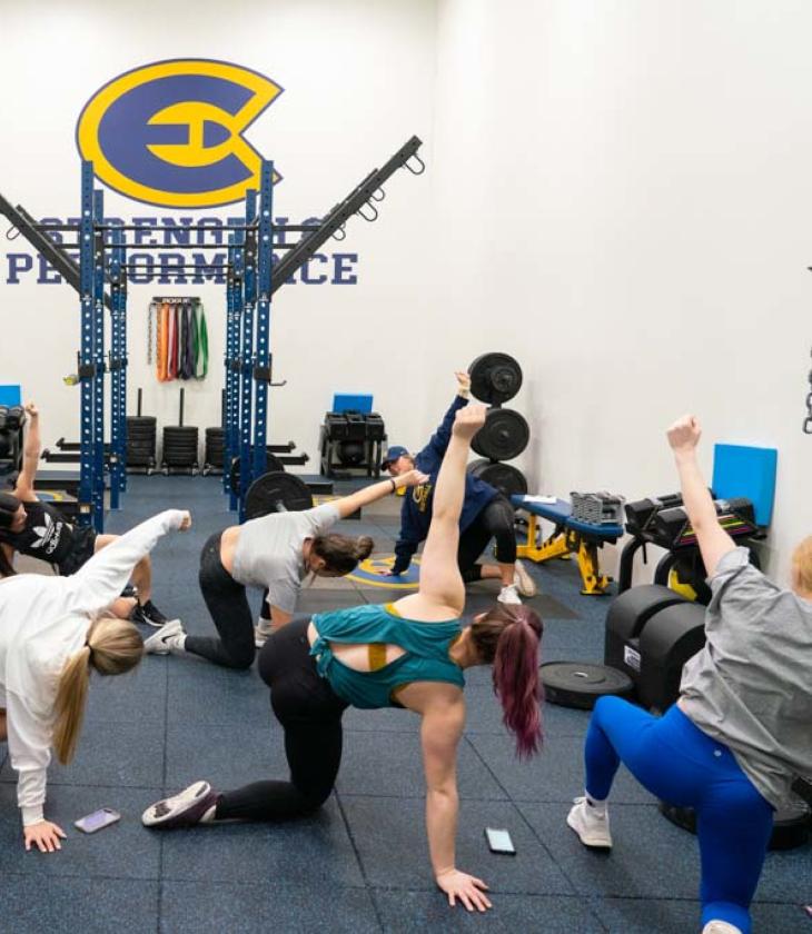 workout class in McPhee weight room