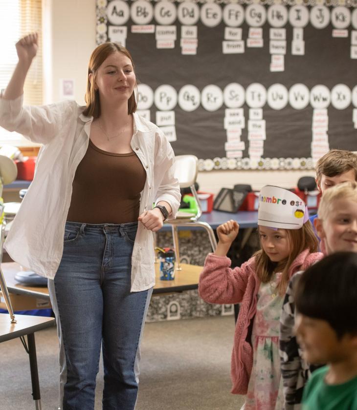 student teaching in elementary classroom