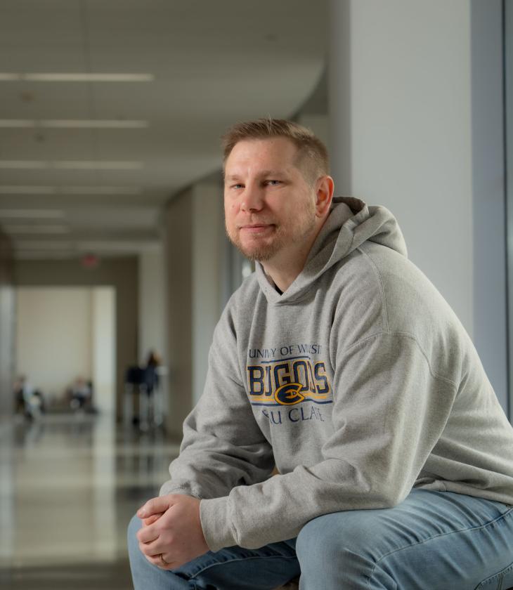 Blugold goes from high school dropout to college graduate
