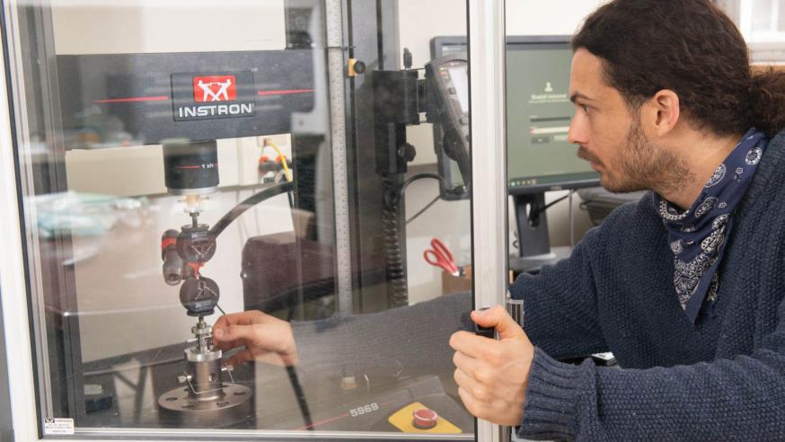 student using instrumentation in MSEC