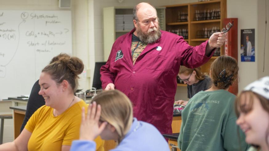 Kurt Weigel in chemistry class