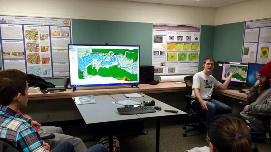students in mapping tech lab for GEOG