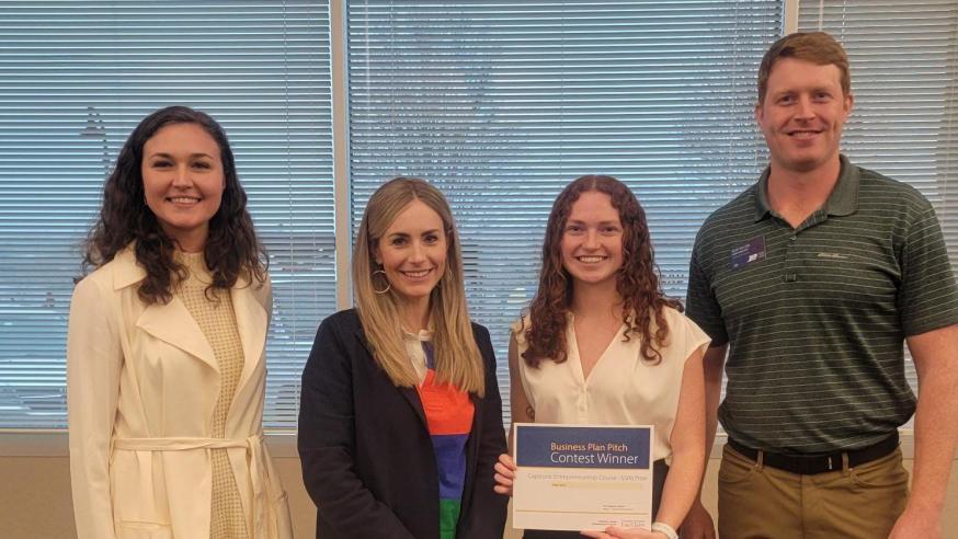 2023_Biz_Pitch winner