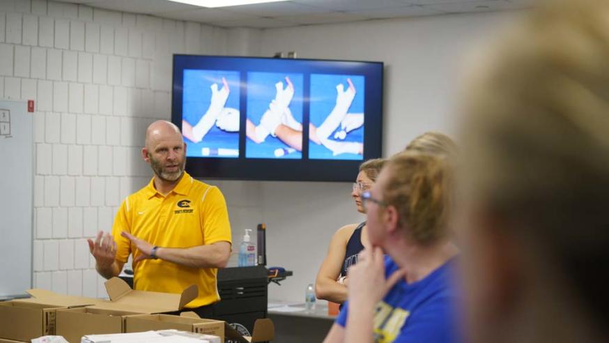 KINS faculty in class 