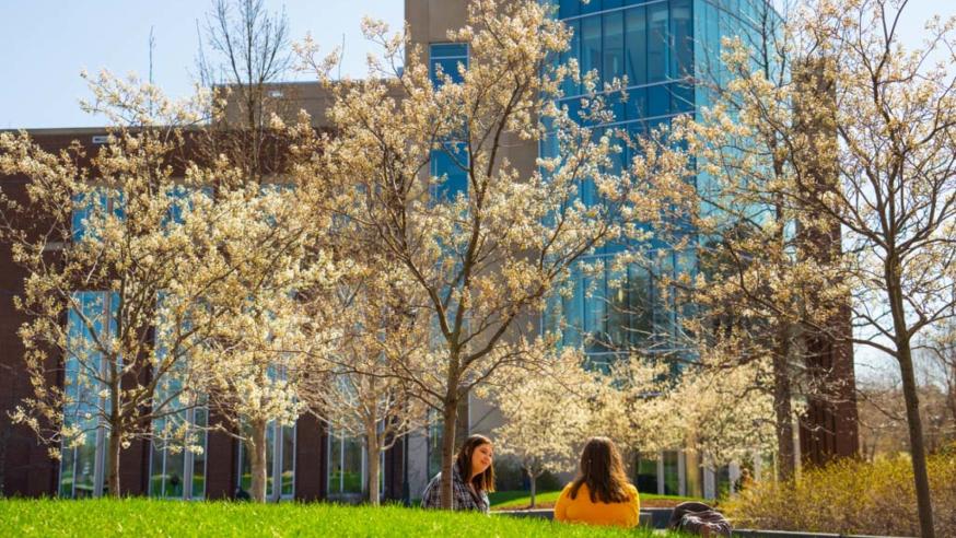 Spring scene on UW-Eau Claire campus