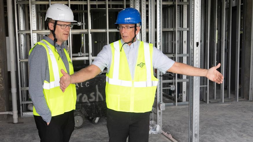 Dr. Tim Nelson and Interim Chancellor Michael Carney touring the Science and Health Sciences Building at UW-Eau Claire